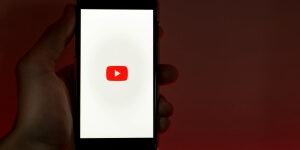 Prowadzenie vloga krok pierwszy: jak założyć konto na YouTube?